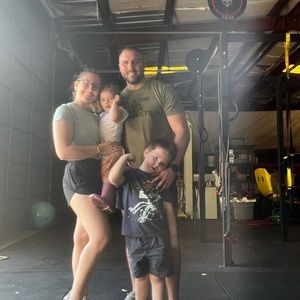 Meet your Posher, Macy